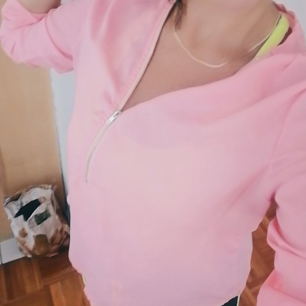 Lightweight pale pink shirt with zip, medium 3 for 20$ - Picture 2 of 5
